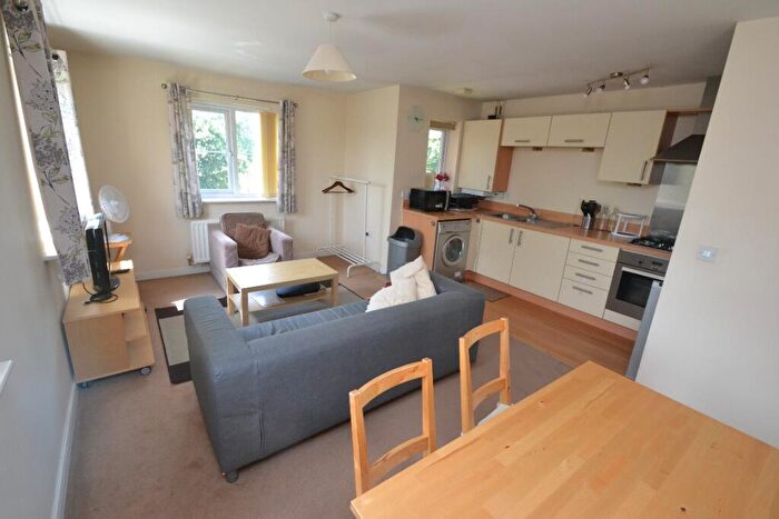 2 Bedroom Flat To Rent In Hassocks Close, Beeston, NG9