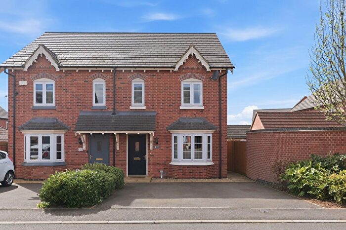 3 Bedroom Semi-Detached House For Sale In Strathy Close, Lubbesthorpe, LE19