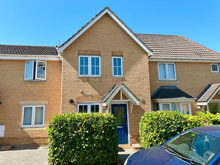 2 Bedroom Terraced House To Rent In Morgan Close, Luton, LU4