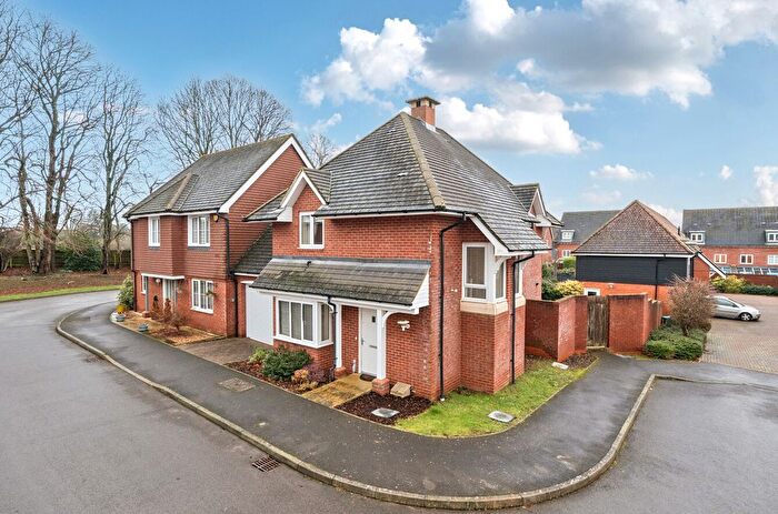 3 Bedroom Detached House For Sale In Oddstones, Codmore Hill, Pulborough, RH20