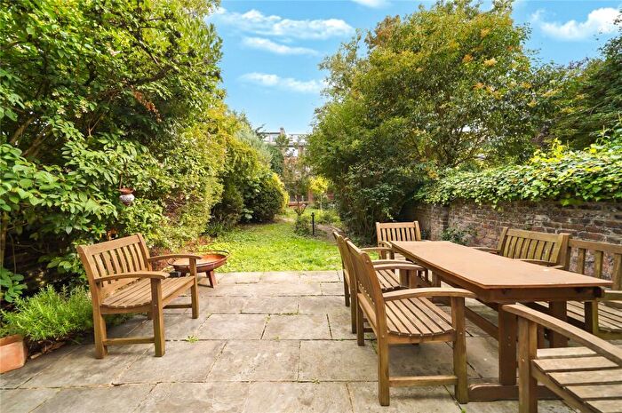 2 Bedroom Flat To Rent In Quex Road, Kilburn, NW6