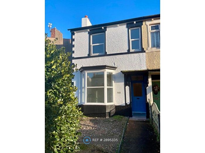 3 Bedroom Semi-Detached House To Rent In Cemetery Road, Southport, PR8