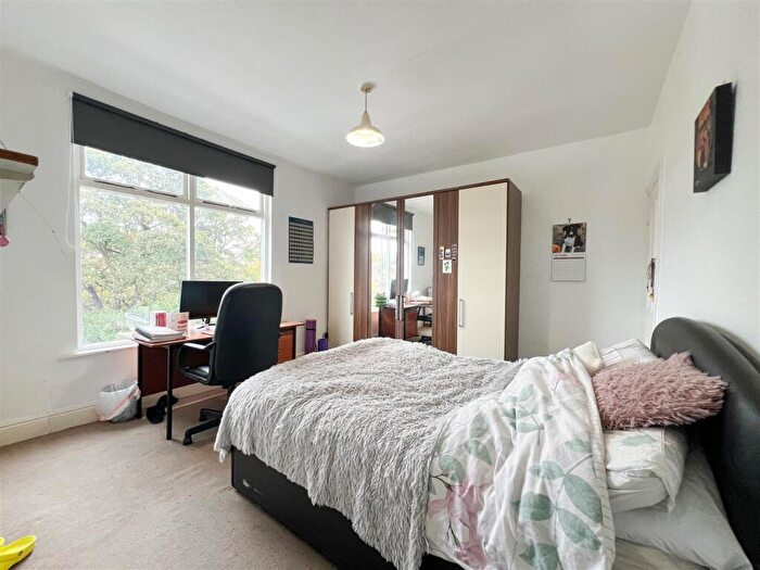 4 Bedroom House To Rent In Sharrow Vale Road, Ecclesall, Sheffield, S11