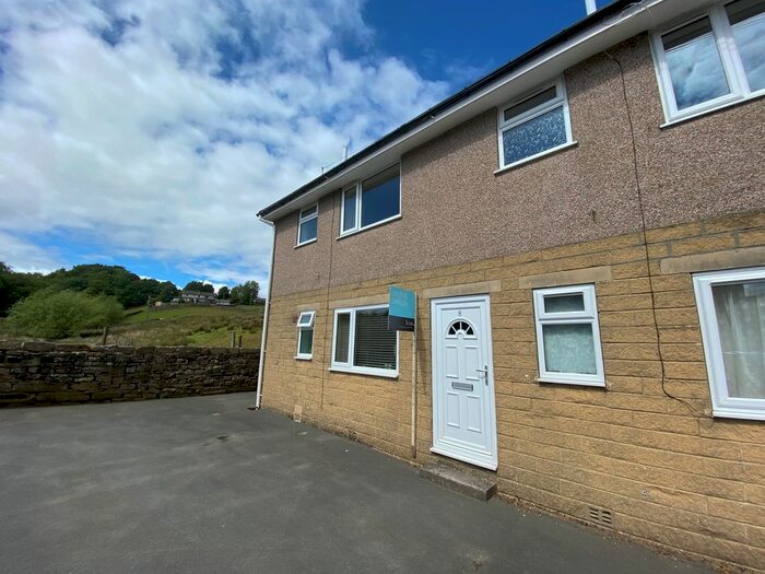 1 Bedroom Flat To Rent In Grey Scar Road, Oakworth, Keighley, West Yorkshire, Uk, BD22