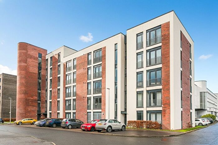 2 Bedroom Flat For Sale In Arneil Drive, Edinburgh, EH5