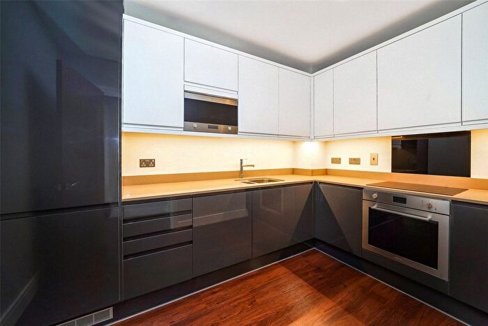 1 Bedroom Flat To Rent In Samuelson House, Bridge Road, Southall, Uxbridge, UB2