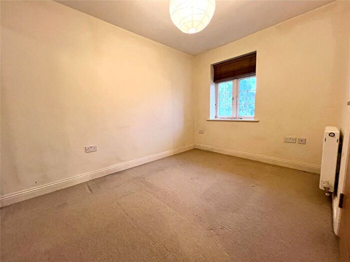 2 Bedroom Apartment To Rent In Ardmore Road, Lower Parkstone, Poole, Dorset, BH14