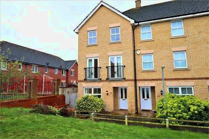 4 Bedroom Town House To Rent In Rowans Place, Colchester, Colchester, Essex. CO1