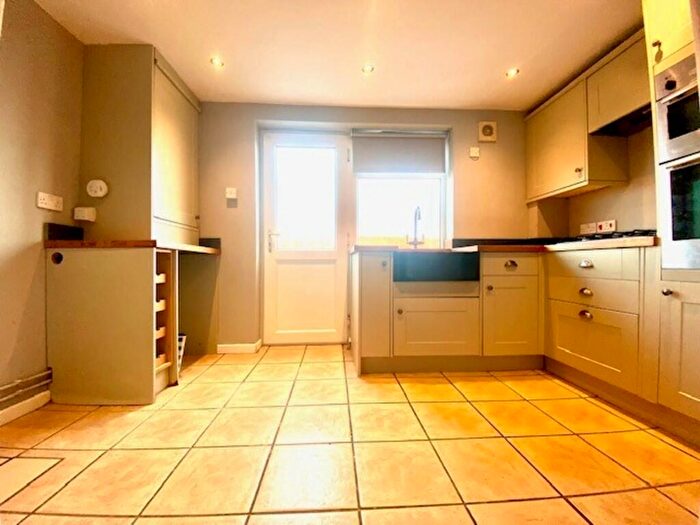 1 Bedroom Terraced House To Rent In High Street, Gorleston, NR31