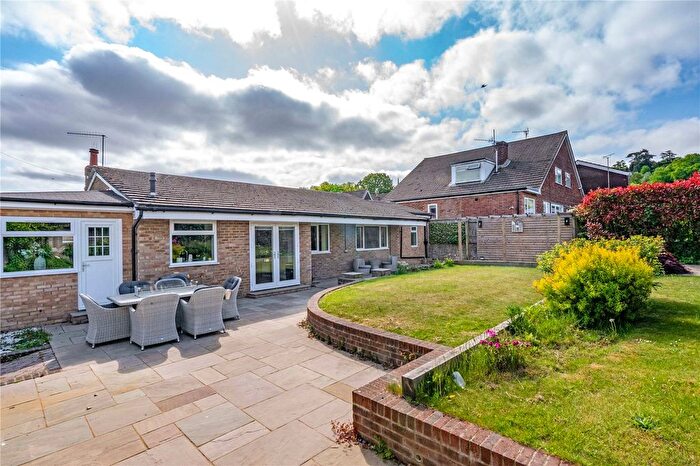 3 Bedroom Bungalow For Sale In Leneda Drive, Tunbridge Wells, Kent, TN2