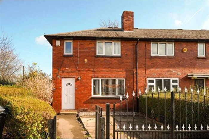 3 Bedroom End Of Terrace House To Rent In Scott Hall Place, Leeds, LS7