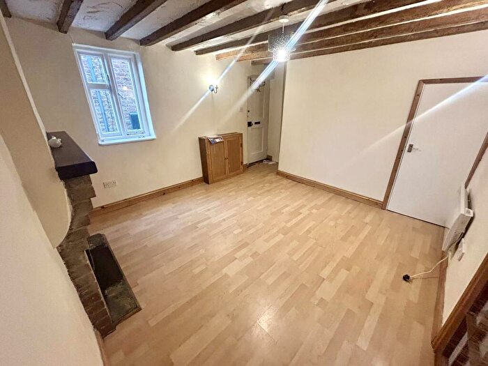 1 Bedroom Property To Rent In Short Row, Derbyshire, Belper, DE56
