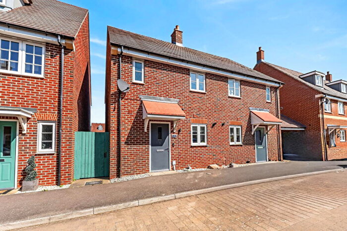 3 Bedroom Semi-Detached House For Sale In Bittern Lane, Wixams, MK42