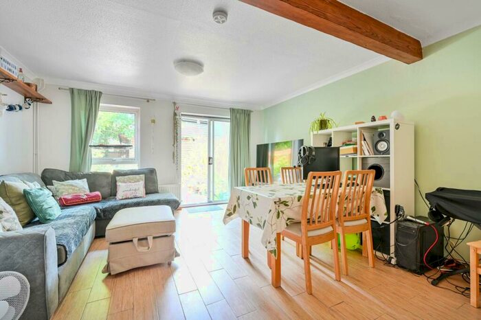 3 Bedroom Terraced House To Rent In Goldsworth Road, Goldsworth Park, Woking, GU21