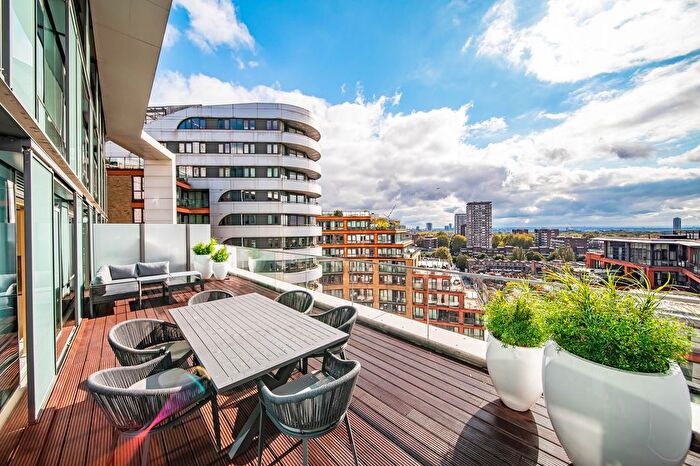 3 Bedroom Flat To Rent In Merchant Square, Paddington, W2