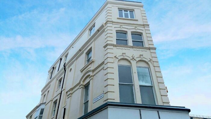 1 Bedroom Flat To Rent In Station Road, Hastings, TN34