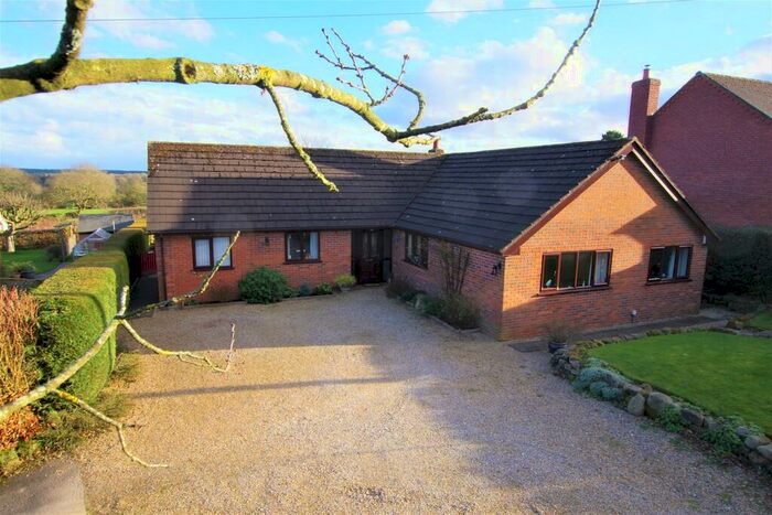 3 Bedroom Detached Bungalow For Sale In Blythe Bridge Bank, Kingstone, ST14