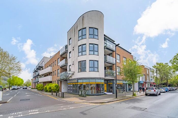 2 Bedroom Flat For Sale In St Marys Road, W5