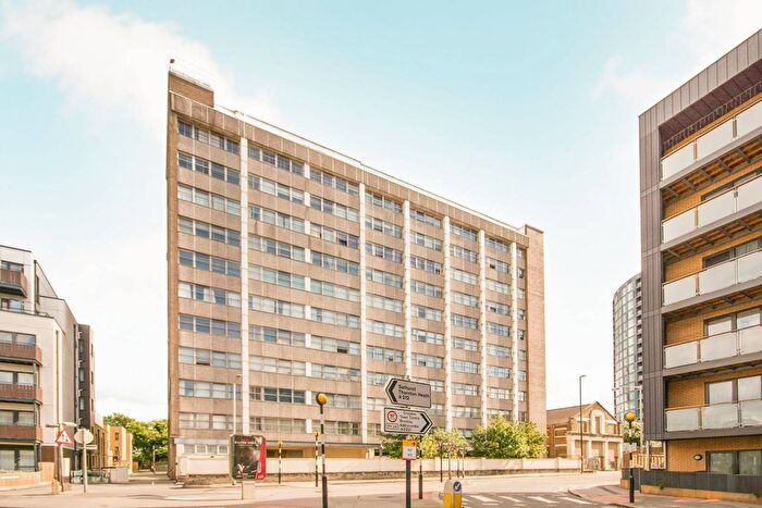 2 Bedroom Flat To Rent In Fitzroy Court, Croydon, Surrey, CR0