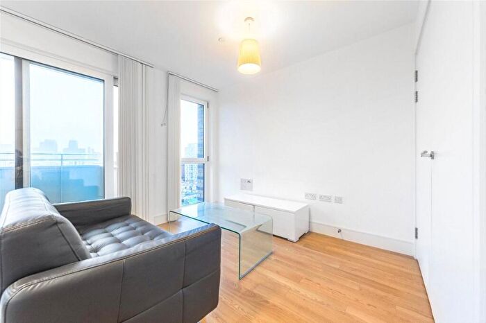 Flat For Sale In Hannaford Walk, Canary Wharf, E3