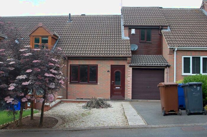 2 Bedroom House To Rent In Grafton Road, Burton Upon Trent, Staffordshire, DE15