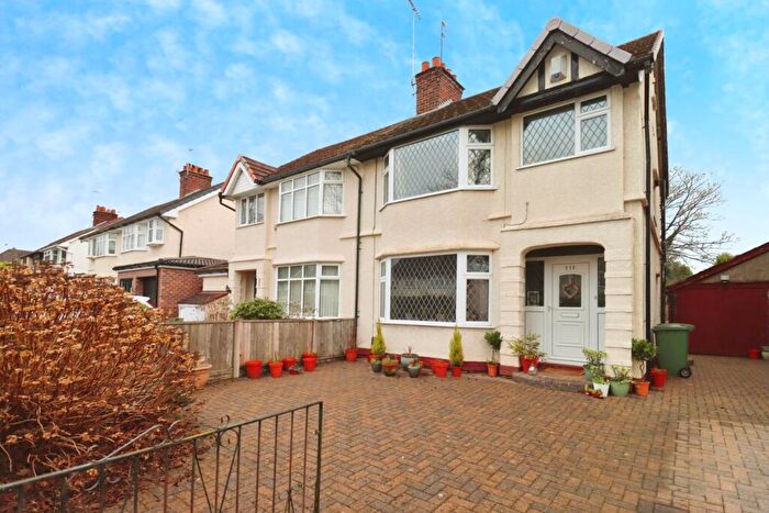 3 Bedroom Semi-Detached House For Sale In Raeburn Avenue, Bromborough, CH62