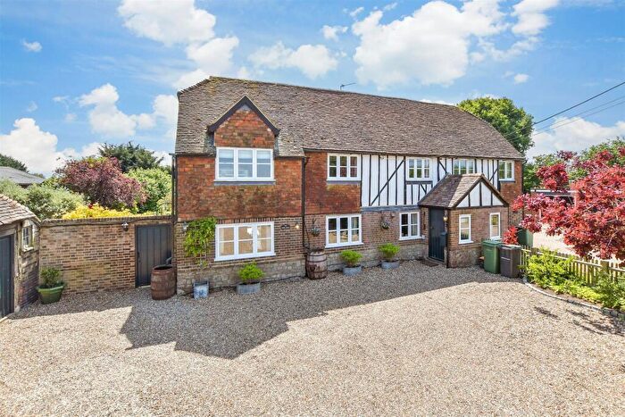 5 Bedroom Semi-Detached House For Sale In Chartway Street, Sutton Valence, Maidstone, Kent, ME17