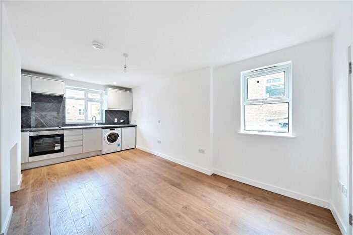 Studio To Rent In Duckett Road, London, N4