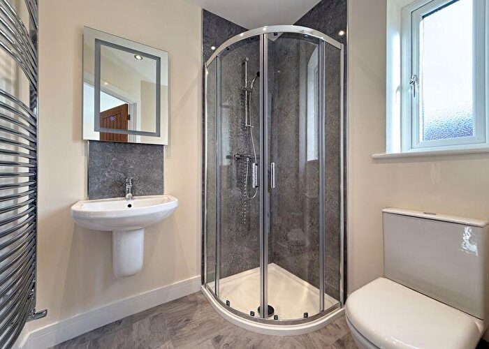 5 Bedroom Detached House For Sale In Castle Gardens, East Hanney, OX12
