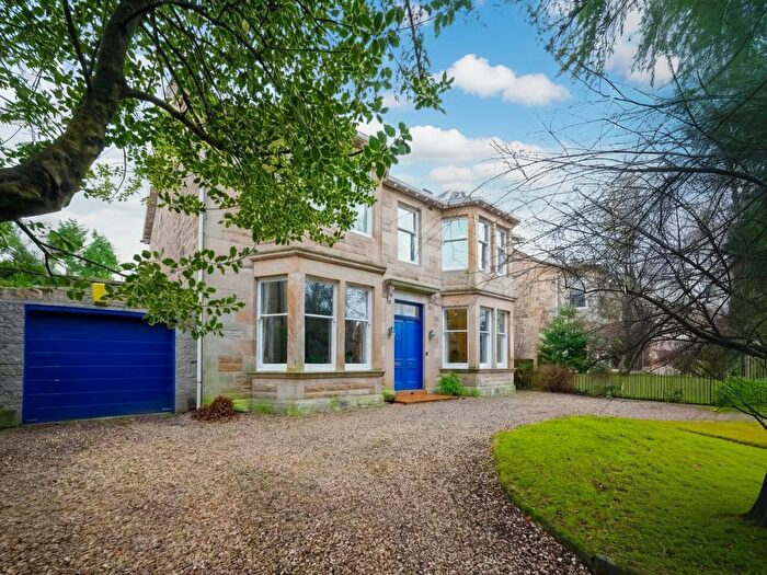 6 Bedroom Detached House For Sale In Buchanan Drive, Rutherglen, Glasgow, G73