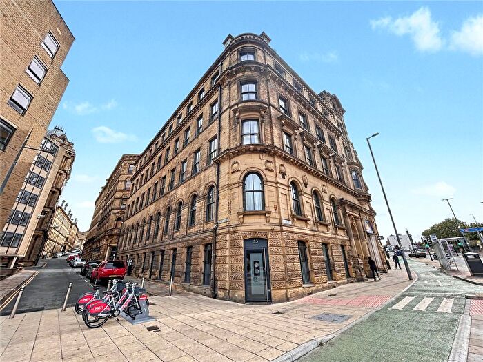 1 Bedroom Flat For Sale In Apartment, Leeds Road, Bradford, West Yorkshire, BD1