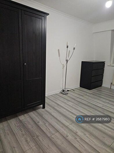 1 Bedroom Flat To Rent In Custom House, London, E16