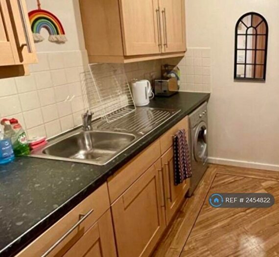 2 Bedroom Flat To Rent In Cheltenham Court, Darlington, DL2