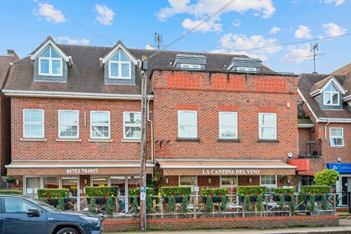 2 Bedroom Flat To Rent In The Broadway, Farnham Common, SL2