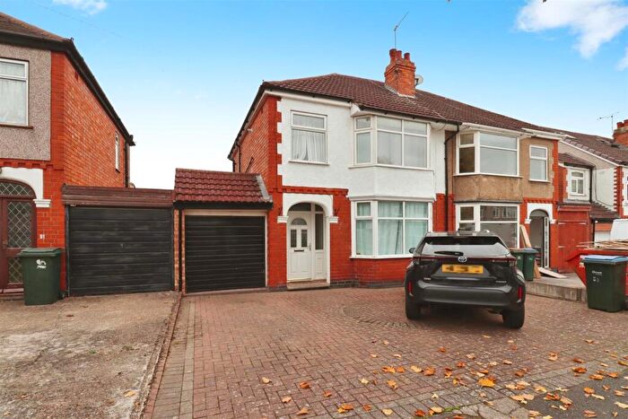 3 Bedroom House To Rent In Moat Avenue, Coventry, CV3