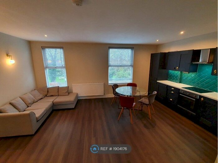 1 Bedroom Flat To Rent In Amhurst Road, London, N16