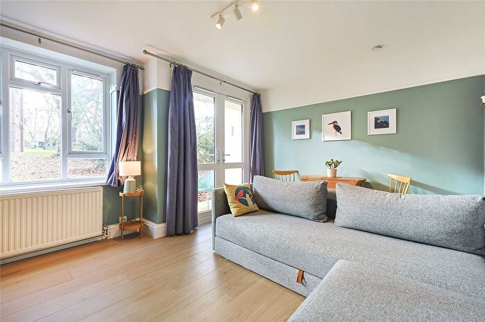 1 Bedroom Flat To Rent In Whitnell Way, Putney, SW15