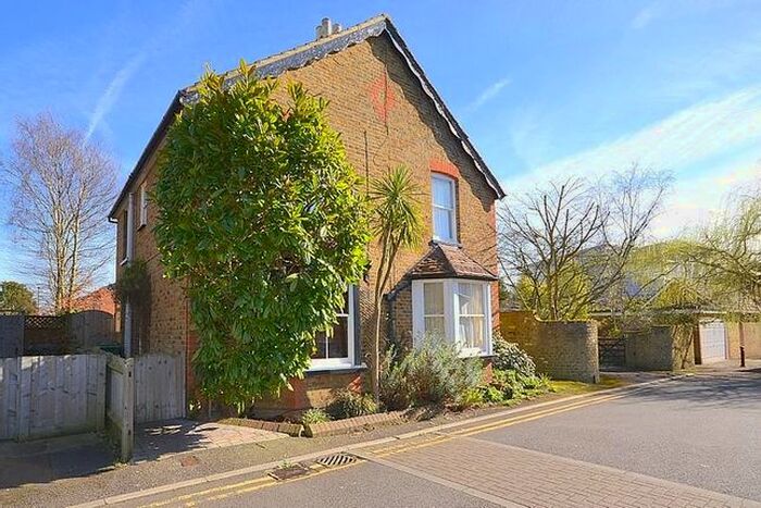 3 Bedroom Semi-Detached House To Rent In Mervyn Road, Shepperton, TW17