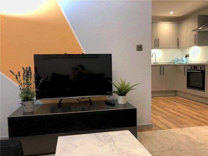 1 Bedroom Property To Rent In Greville Close, Guildford, Surrey, GU2