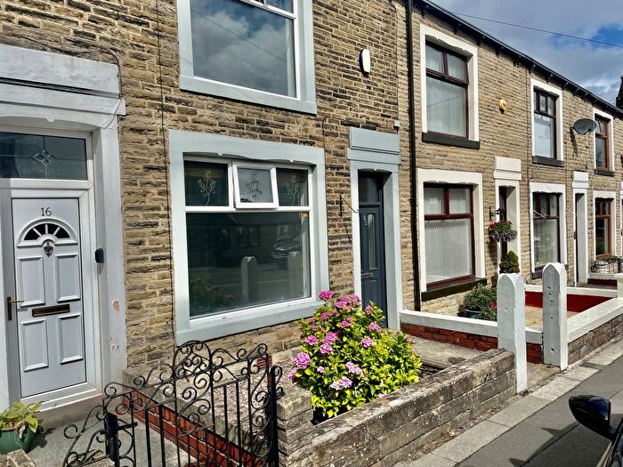 3 Bedroom Terraced House To Rent In St. Johns Road, Padiham, BB12