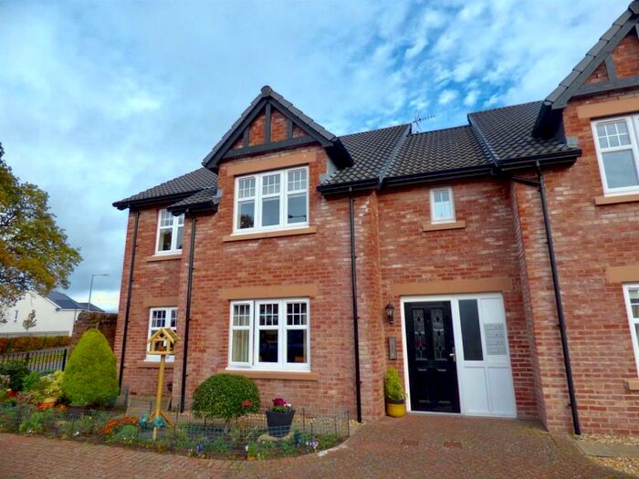 2 Bedroom Flat To Rent In Carlyle Place, Dumfries, Dumfries And Galloway, DG1