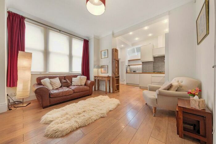 1 Bedroom Flat To Rent In Herne Hill, SE24