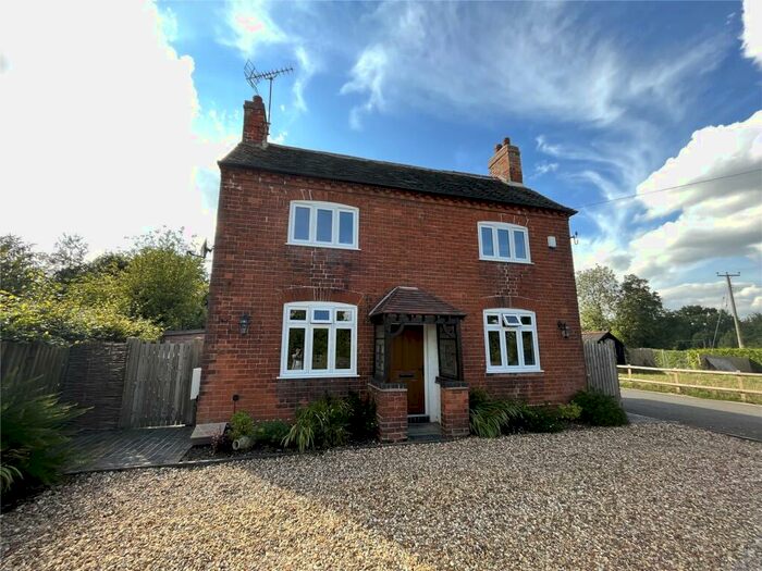 4 Bedroom Detached House To Rent In Baccabox Lane, Hollywood, Birmingham, B47