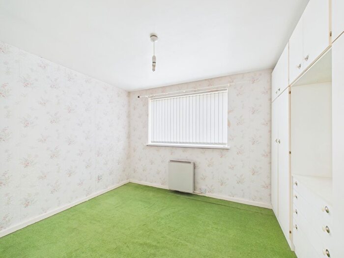 4 Bedroom Terraced House For Sale In Thurlstone Close, Hull, HU7