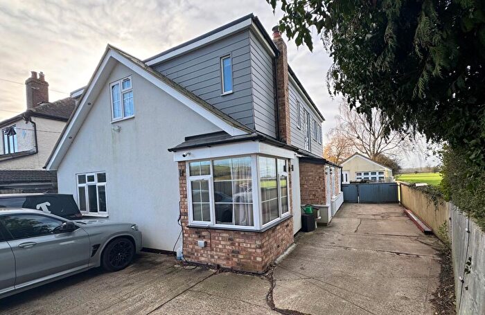 4 Bedroom Detached House For Sale In Oxford Road, Garsington, Oxford, OX44