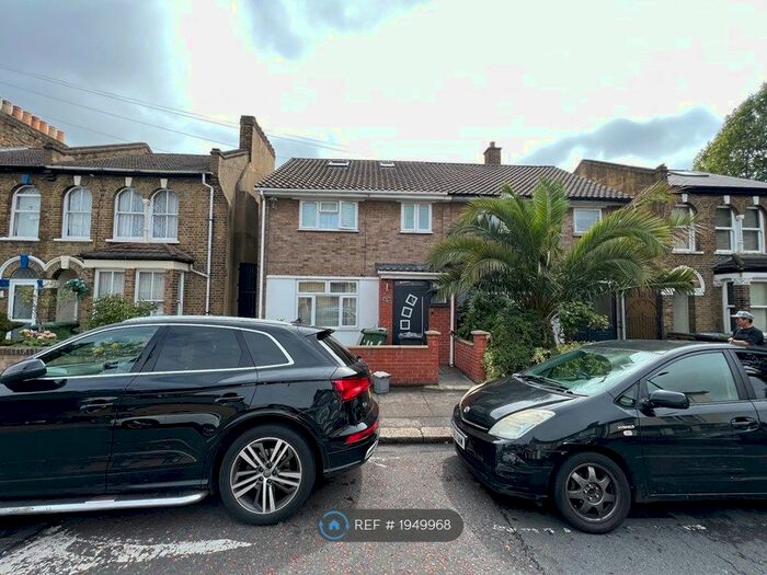 5 Bedroom Terraced House To Rent In Silvermere Road, London, SE6