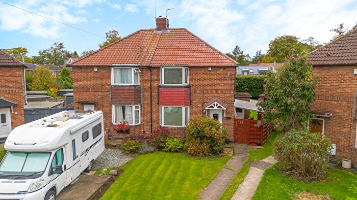 3 Bedroom Semi Detached House For Sale In Hudson Crescent, York, YO30