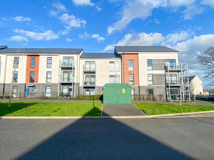 1 Bedroom Apartment For Sale In Lane End Road, Patchway, Bristol, BS34