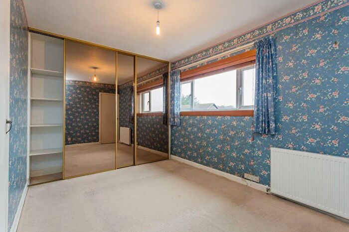 2 Bedroom Semi-Detached Villa For Sale In Glamis Avenue, Elderslie, PA5