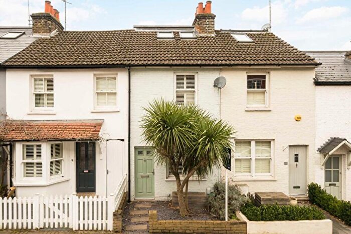 3 Bedroom House To Rent In Derby Road, East Sheen, SW14